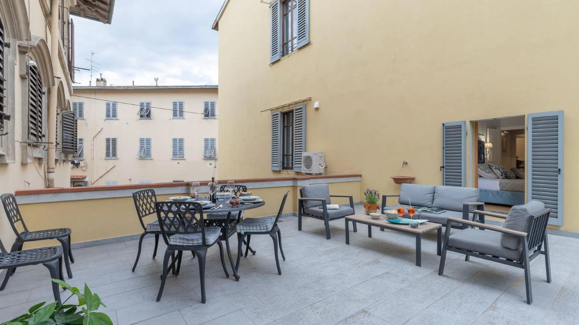 Florence Design Apartment With Large Terrace イタリア