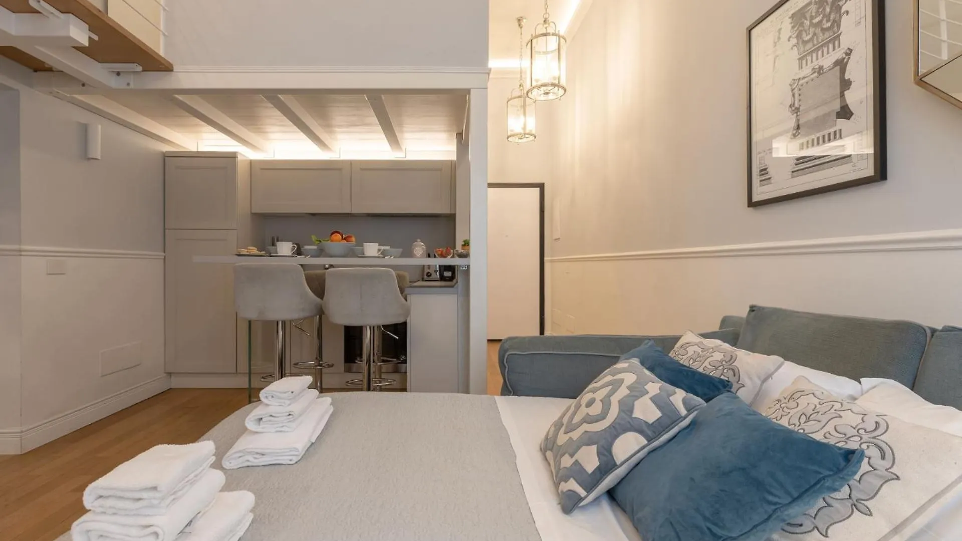 Florence Design Apartment With Large Terrace